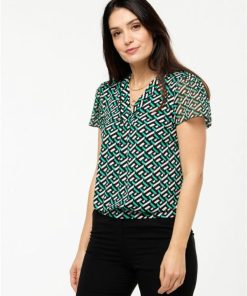 Basicsandmore.shop1ab93e185d 1