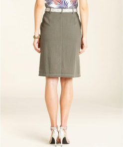 Basicsandmore.shop1b36e2e2a4 2