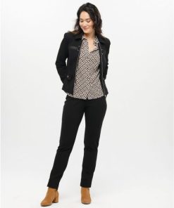 Basicsandmore.shop25c2078875 4