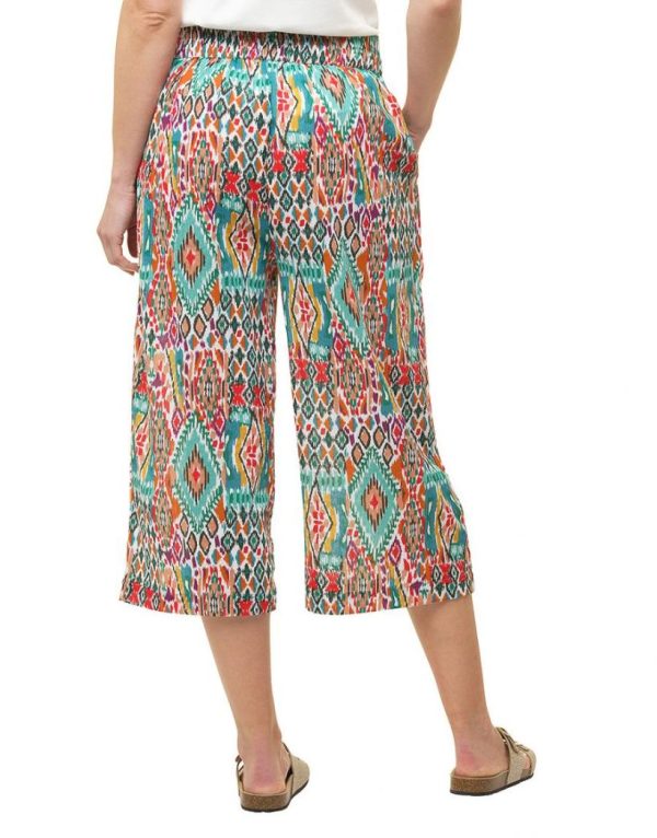 Basicsandmore.shop33987cca2f 2