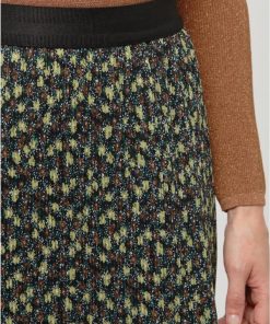 Basicsandmore.shop4d5e1a0708 4