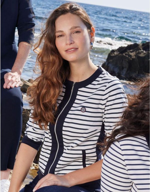 Basicsandmore.shop5861044d69 2