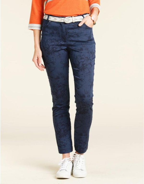 Basicsandmore.shop5f35ba9802 1