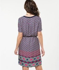 Basicsandmore.shop5fd5bf93f6 4