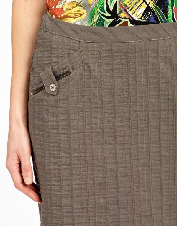 Basicsandmore.shop656473cb9c 4