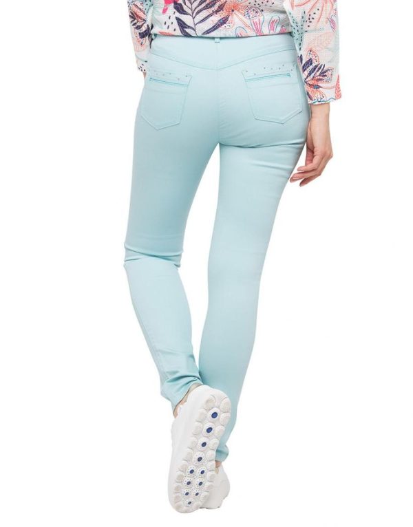 Basicsandmore.shop982f90bb3a 2