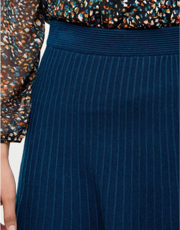 Basicsandmore.shopa34aa85ce9 1