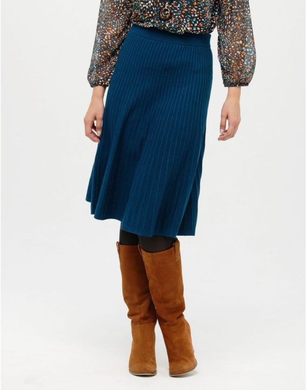 Basicsandmore.shopa34aa85ce9 2