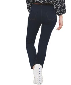 Basicsandmore.shopa3c9b43746 2