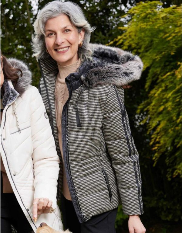 Basicsandmore.shopc2b80cfec4 4