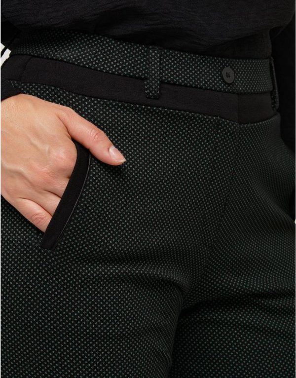 Basicsandmore.shopc309f4de72 2