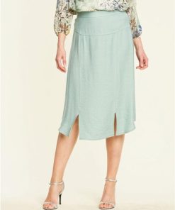 Basicsandmore.shopc315821100 1