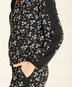 Basicsandmore.shopd8e8735c32 5