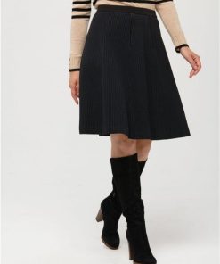 Basicsandmore.shopdc608dd9d1 2