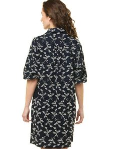 Basicsandmore.shope2441a6460 4