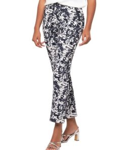 Basicsandmore.shope4d6cbd676 1