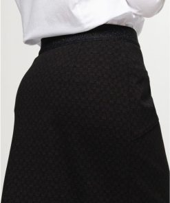 Basicsandmore.shope681a195b6 5