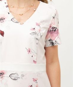 Basicsandmore.shopf2c8bcc624 4